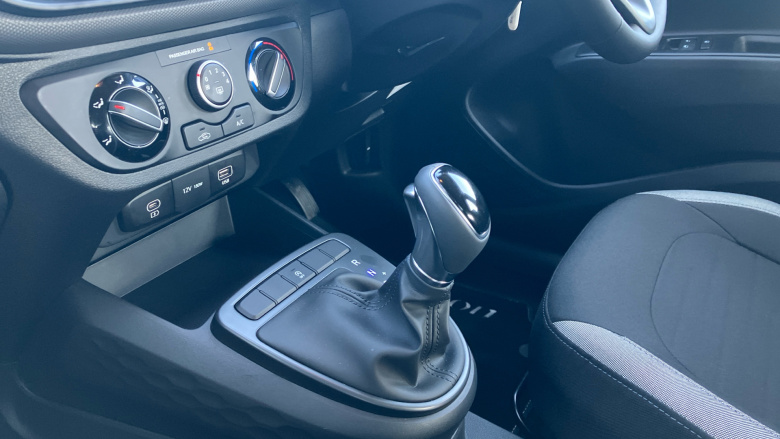 Hyundai i10 1.0 [63] Advance 5dr Auto [Nav] Petrol Hatchback